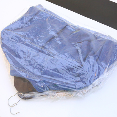 Sacos de embalagem de vestuário de plástico à prova de água e poeira para armazenamento de fatos e vestidos OEM