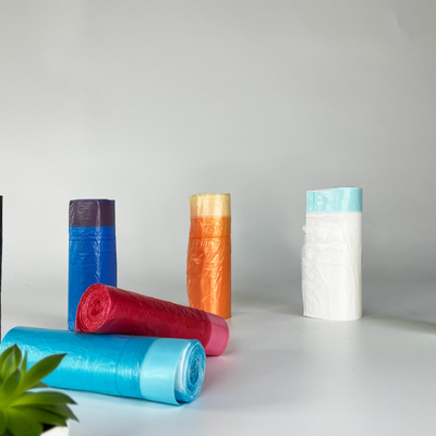 Saco de lixo doméstico espesso preto acessível e ecológico para uso doméstico