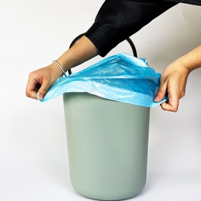 Certificado OK composto HDPE Saco de lixo de corda de tração em rolo para encomenda industrial personalizada
